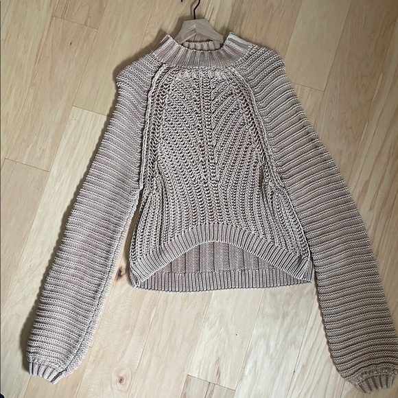Free People Crochet Long Sleeve Sweetheart Sweater size Small - Picture 2 of 4